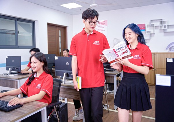 Phổ thông Cao đẳng Việt Mỹ trở thành lựa chọn hàng đầu của thế hệ trẻ Việt