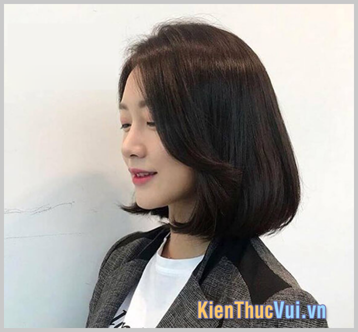 Tóc bob ngang vai uốn cụp ngang vai