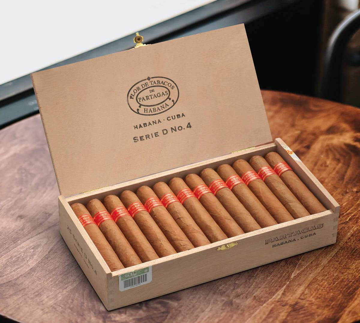 Xì gà Partagas Serie D No.4