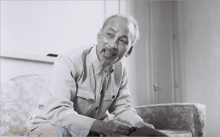 Hình ảnh bác hồ cười